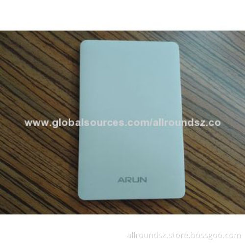 Super Slim/Lithium Polymer Power Bank for Samsung/iPad/iPhone with 2,600mAh, Output Current